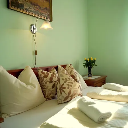 Guest house Sophie's Holiday Marton & *