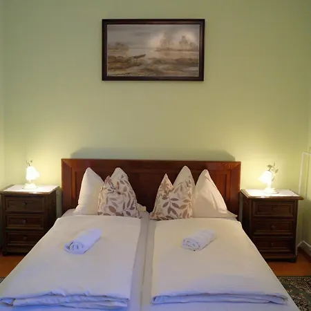 Guest house Sophie's Holiday Marton & *