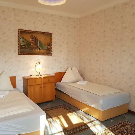 Sophie's Holiday Marton & Guest house *